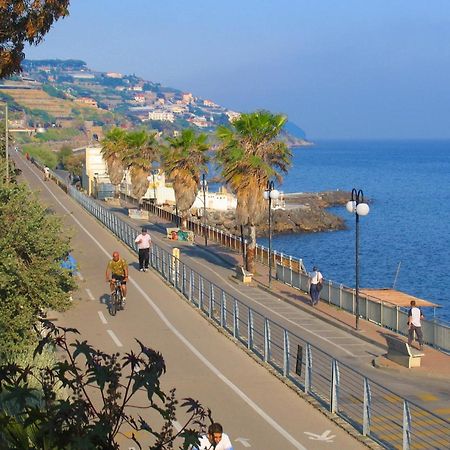 Piro Home SanRemo Centro con Box Privato Esterno foto