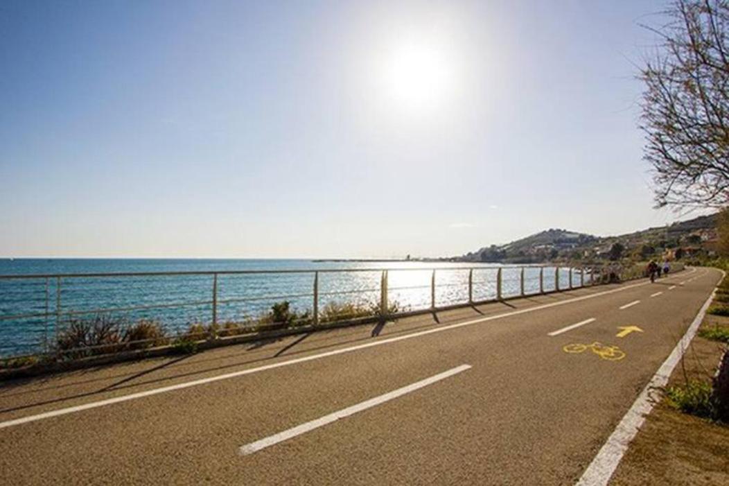 Piro Home SanRemo Centro con Box Privato Esterno foto