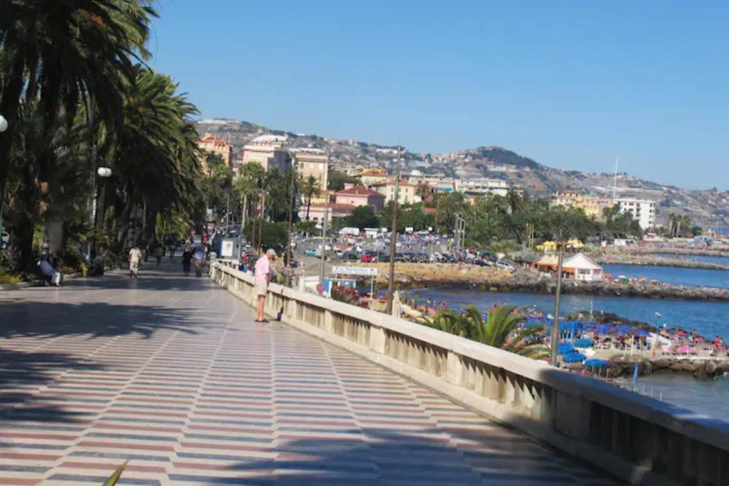 Piro Home SanRemo Centro con Box Privato Esterno foto
